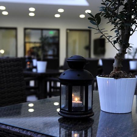 Royiatiko Hotel Nicosia Eksteriør billede