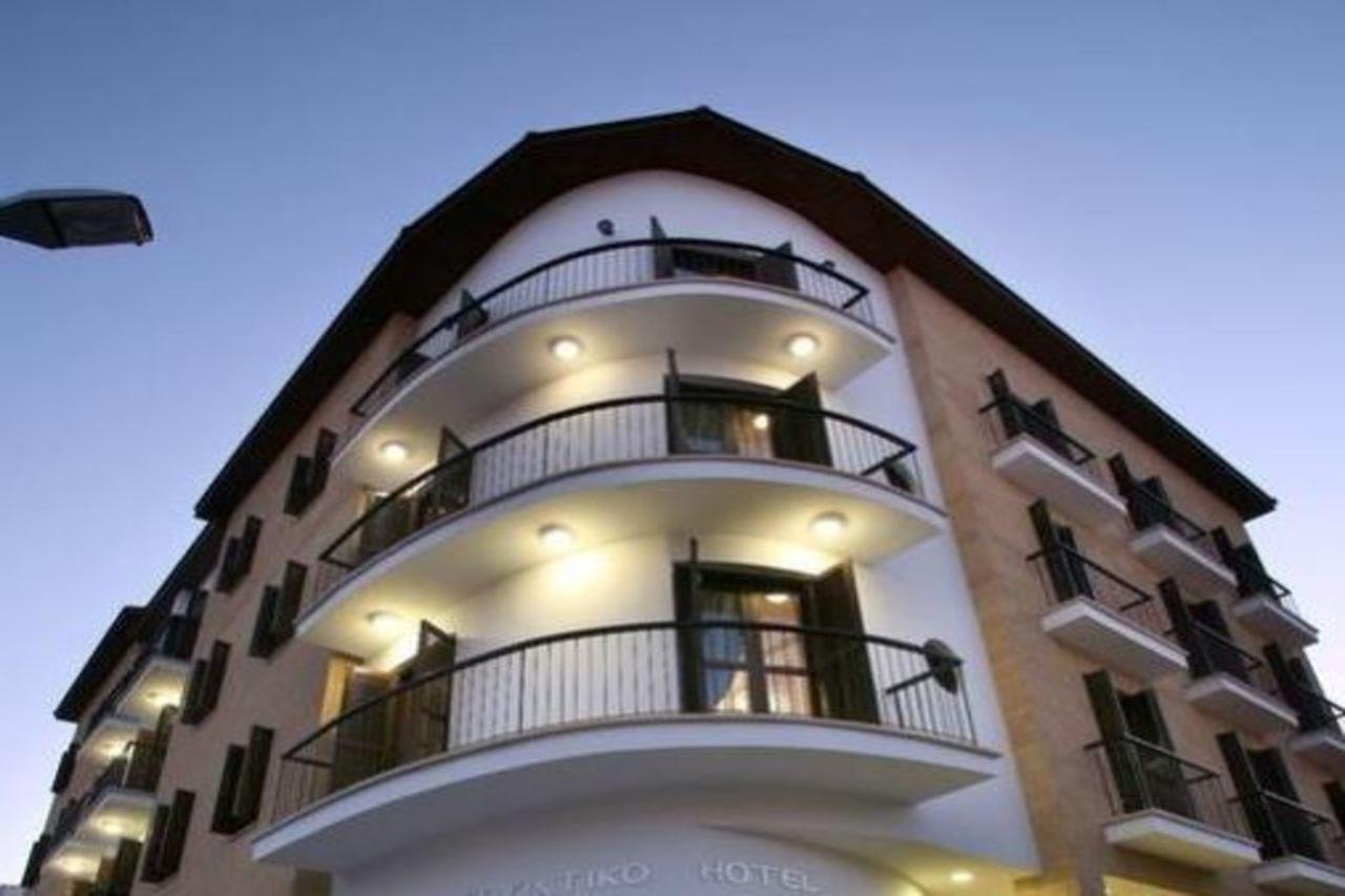Royiatiko Hotel Nicosia Eksteriør billede