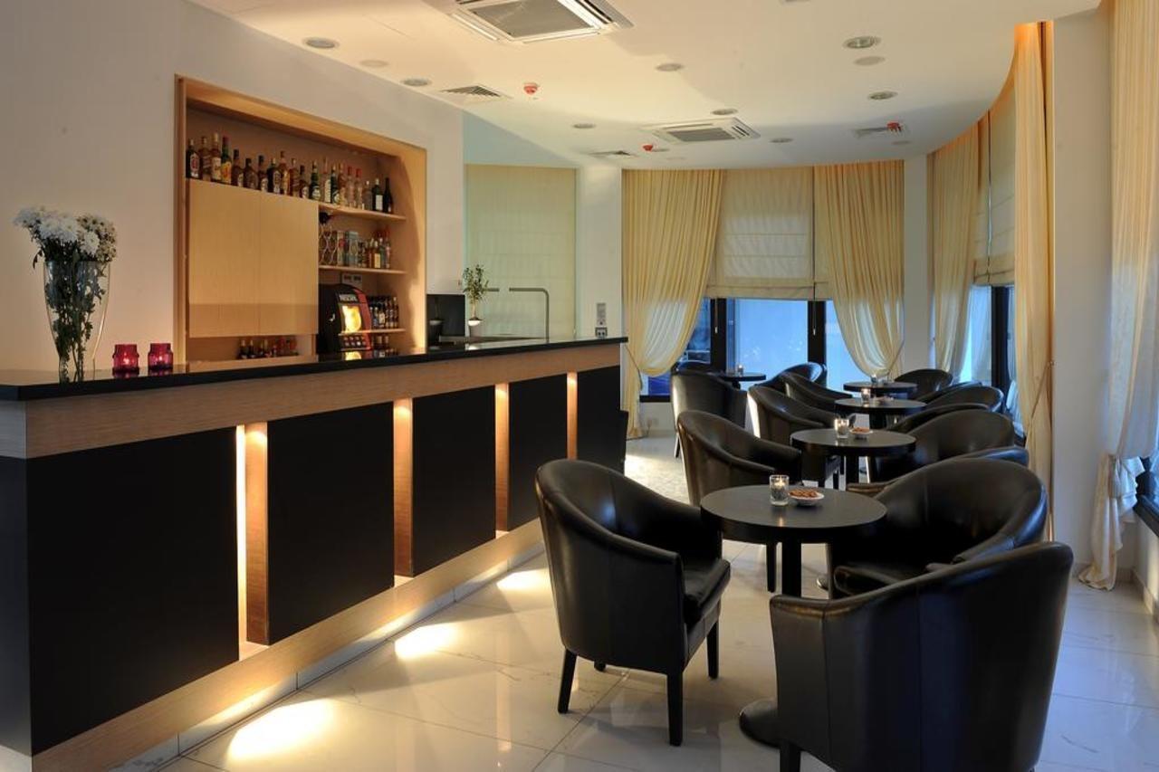 Royiatiko Hotel Nicosia Eksteriør billede