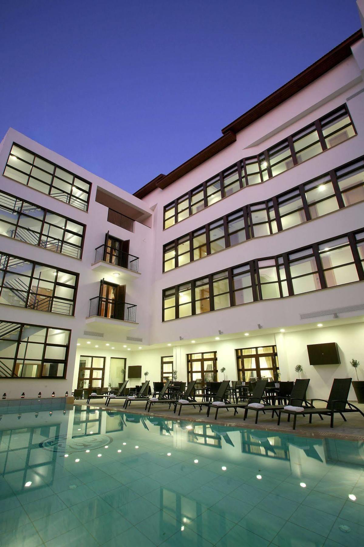 Royiatiko Hotel Nicosia Eksteriør billede